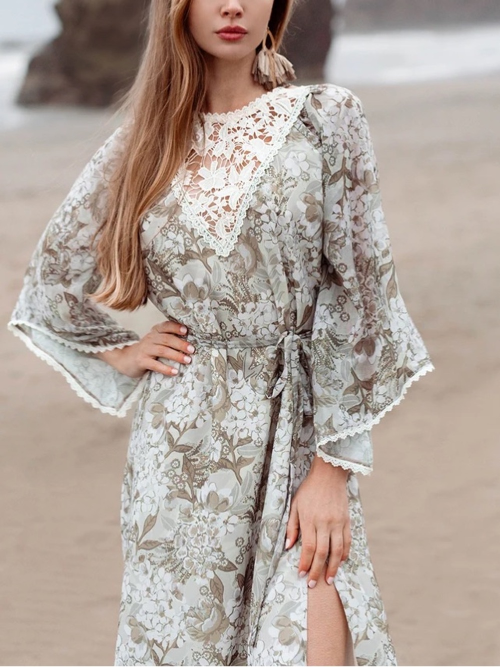 NEW Joyfolie Sunni Prairie Neutral Hydrangea Maxi Dress Size M